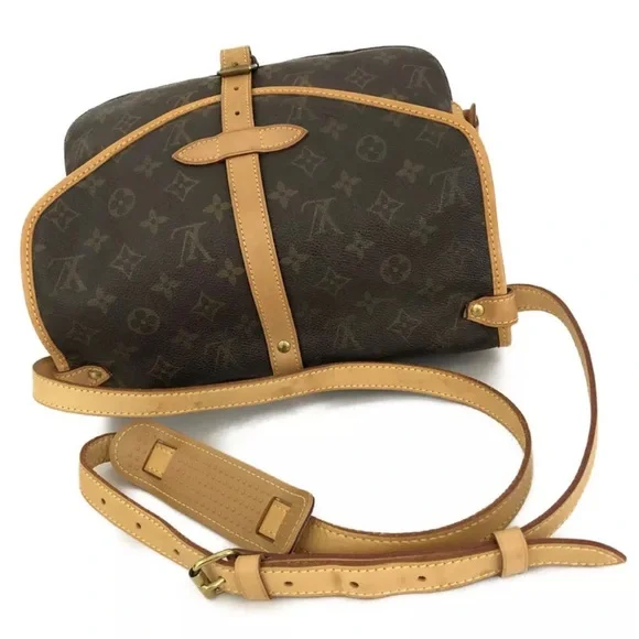 💎 LOUIS VUITTON Monogram Saumur 30 Crossbody - Picture 6 of 15